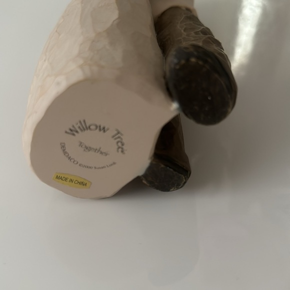 WILLOW TREE Together Figurine - Picture 3 of 4